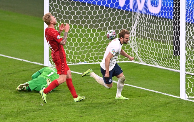 Kane khiến ông chủ Tottenham nóng mặt