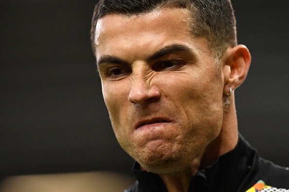 Ronaldo: "Ten Hag khiêu khích tôi"