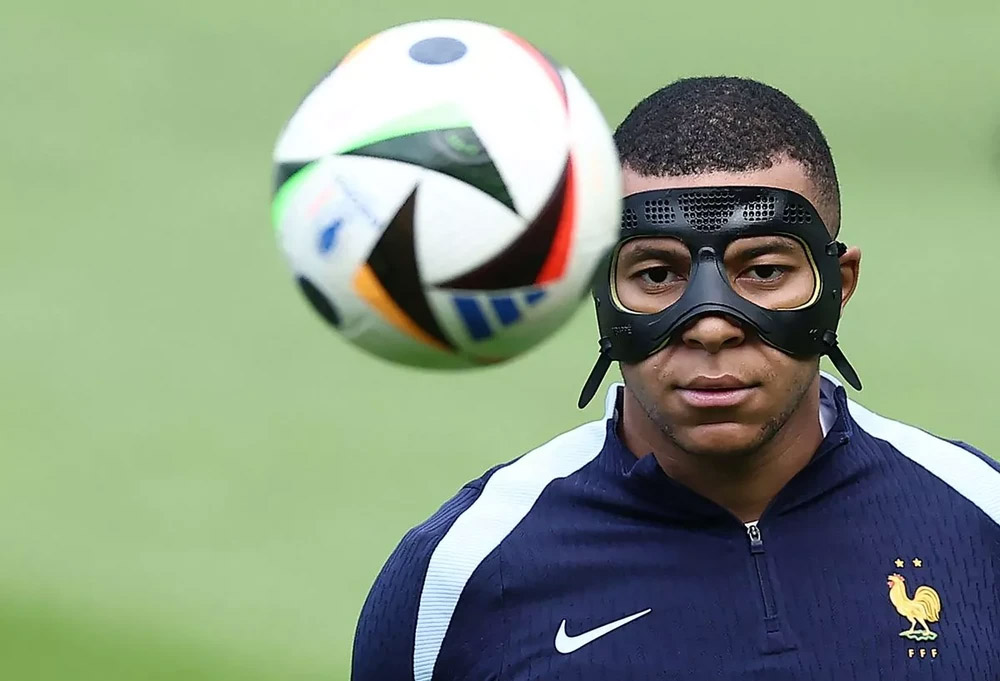 Ronaldo và Mbappe đối đầu ở tứ kết EURO 2024?