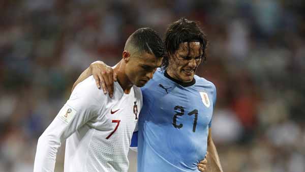 “Cristiano Ronaldo là cầu thủ xuất sắc nhất lịch sử bóng đá”